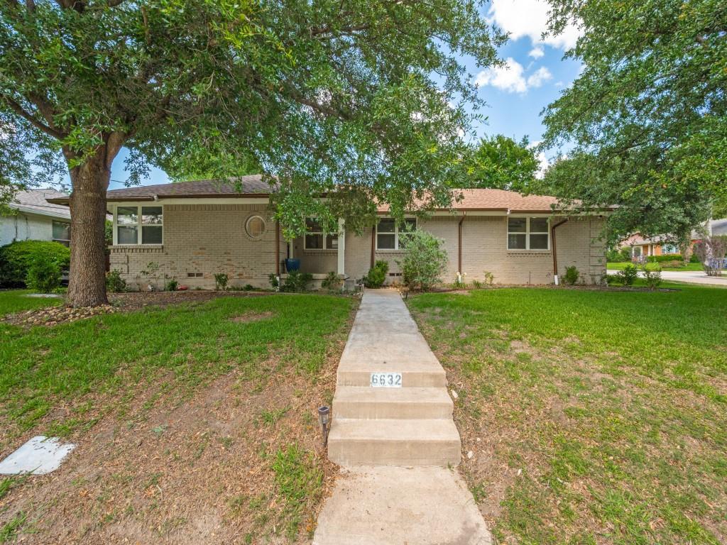 Welcome to this charming traditional single-story home that sits on a corner lot in the highly desirable neighborhood of Ridgemont Park. Nestled just minutes from White Rock Lake and the heart of Lakewood, this home combines classic charm with everyday functionality. Upon entry, you'll find a spacious living area featuring hardwood floors that flows seamlessly into the dining and kitchen spaces creating a comfortable setting for everyday living and entertaining. Decorative lighting adds warmth and character to the dining and kitchen areas, enhancing the home's welcoming atmosphere. Step outside to enjoy the privacy of a fenced backyard complete with a covered sitting area that's perfect for relaxing, grilling, or spending time with family and friends. With its functional floor plan and easy-maintenance design, this home offers comfort, style, and convenience. Enjoy the unbeatable location with quick access to White Rock Lake trails, Lakewood shopping and dining, and major Dallas thoroughfares all while being tucked away on a quiet residential street.