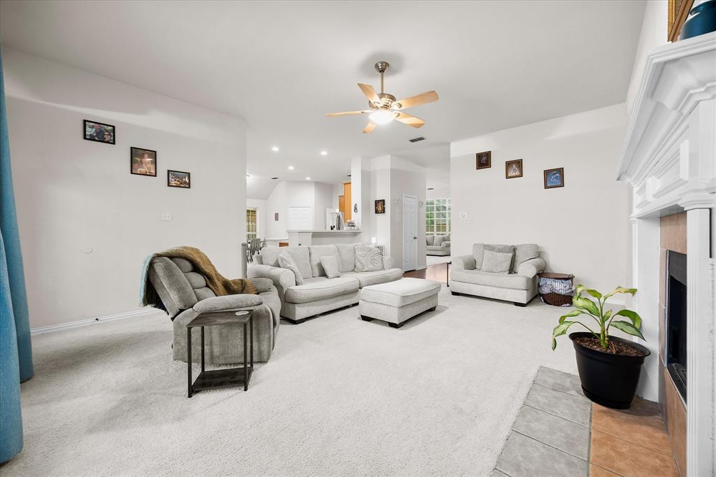 Lakewood Pointe - Residential