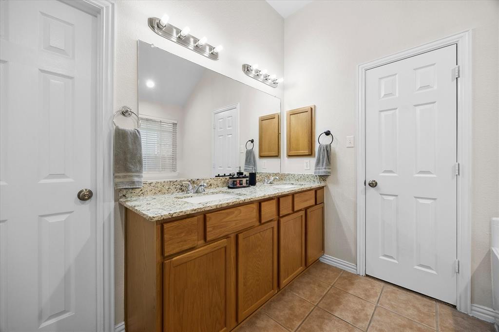 Lakewood Pointe - Residential