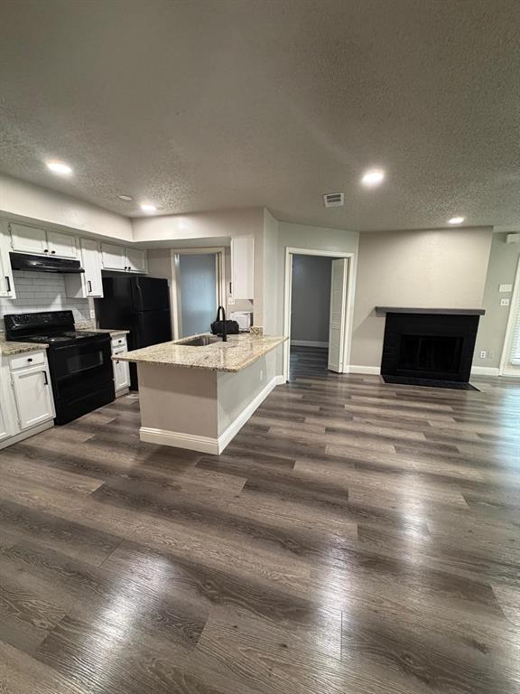 Prime North Arlington Living – Resort-Style Amenities & Unbeatable Location!

Welcome to this fantastic 2-bedroom, 1-bathroom condo perfectly situated in the highly desirable 76006 zip code. Designed for easy living, this home features beautiful laminate wood flooring flowing throughout the living areas and bedrooms, complemented by crisp tile in the bathroom. The kitchen is fully equipped, and for ultimate move-in convenience, the refrigerator, washer, and dryer are all included. Step outside to your private, gated patio—complete with a dedicated outdoor storage closet—making it the perfect peaceful retreat to enjoy your morning coffee or relax outdoors.

This unit boasts a premium location within the community, positioned just steps away from the tennis court, main pool, and hot tub. The complex offers an incredible resort-style lifestyle with amenities that include two sparkling swimming pools, two hot tubs, a fully equipped fitness center, a relaxing dry sauna, tennis courts, and a lush park area.

Beyond the gates, you are right in the heart of Arlington's world-class Entertainment District. You are just minutes from premier shopping, dining, AT&T Stadium, and Globe Life Field. Nature and sports enthusiasts will love being less than a mile from the interactive River Legacy Living Science Center and the expansive Texas Rangers Golf Club. Whether you are looking for a vibrant lifestyle, a cozy retreat, or a turnkey investment, this condo has it all!