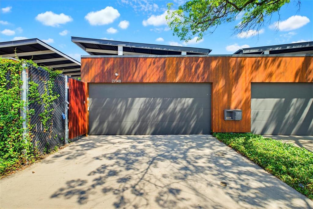J D Cullums Oak Lawn - Residential