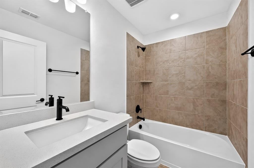 Highland Lakes - Residential