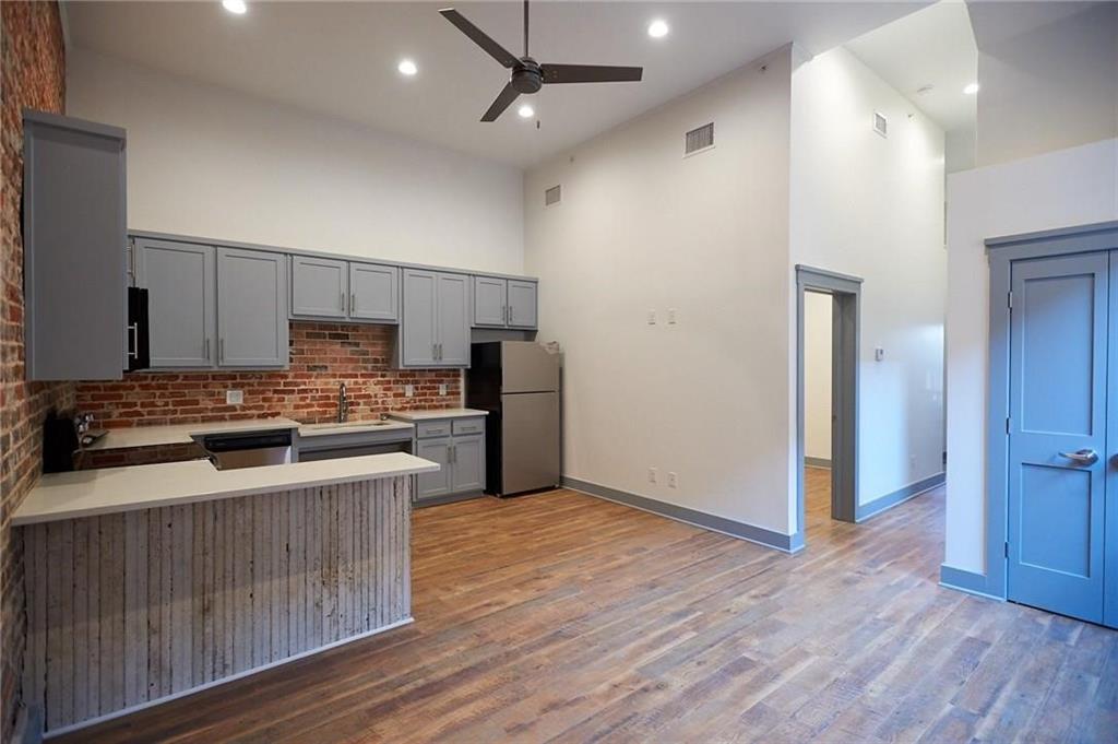O T Ennis - Residential Lease