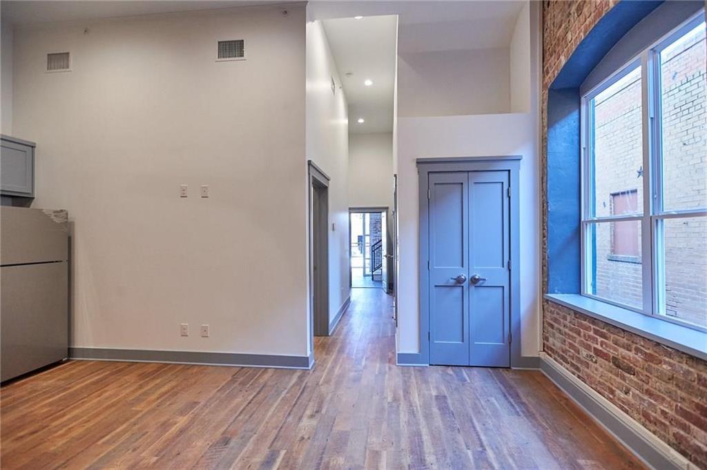 O T Ennis - Residential Lease