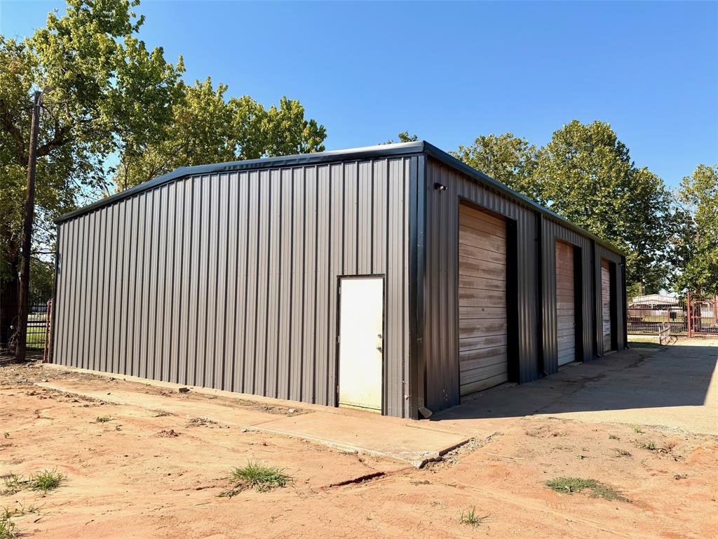 Barton - Commercial Sale