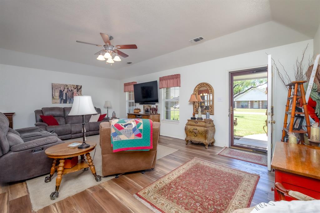 Tanglewood East Sec 2 - Clyde - Residential