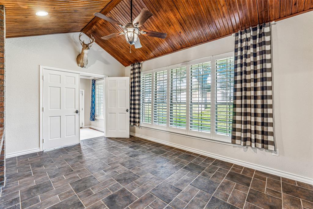 Willow Spgs Oaks - Residential