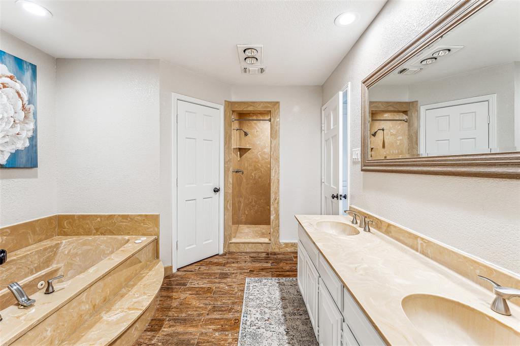 Willow Spgs Oaks - Residential