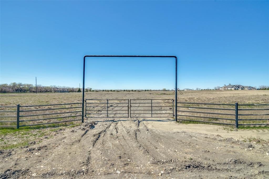 Vernon Estates - Land
