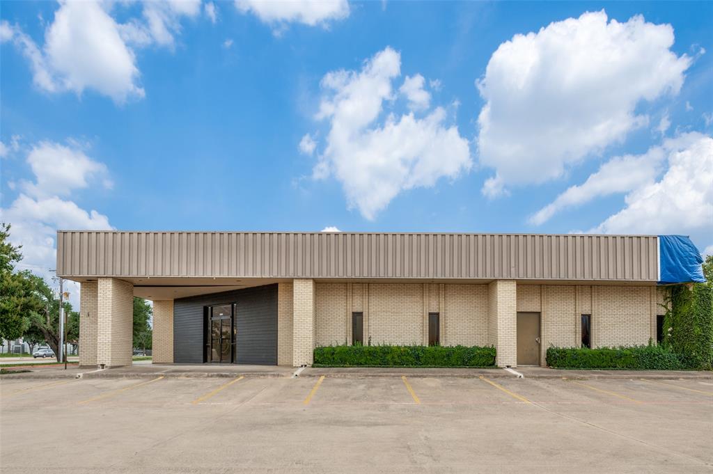 Versatile commercial property zoned General Business. Current use being church but originally built for a bank. Vault is still in place. Single story 100% air ideal showroom for retail with 9 plus private offices. Conference room, kitchen, mechanical room. 1.79 acres level rectangular excess of 100 parking spaces. Great yard space for company vehicles, storage, with drive through canopy still for covered parking. The GB zoning district is intended to provide for a wide array of retail, office and service uses, including some automobile related services, to meet the needs of local residents and business.