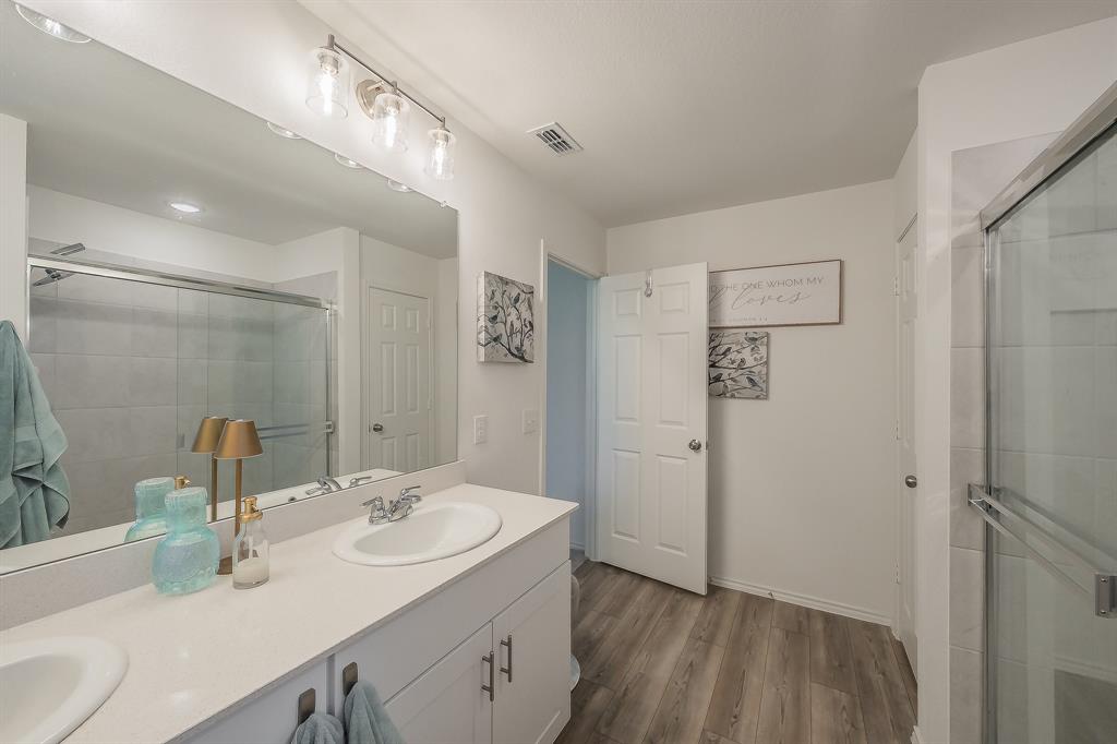 Elizabeth Creek - Residential