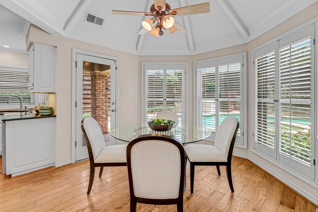 Alexanders Village Instl 02 - Residential