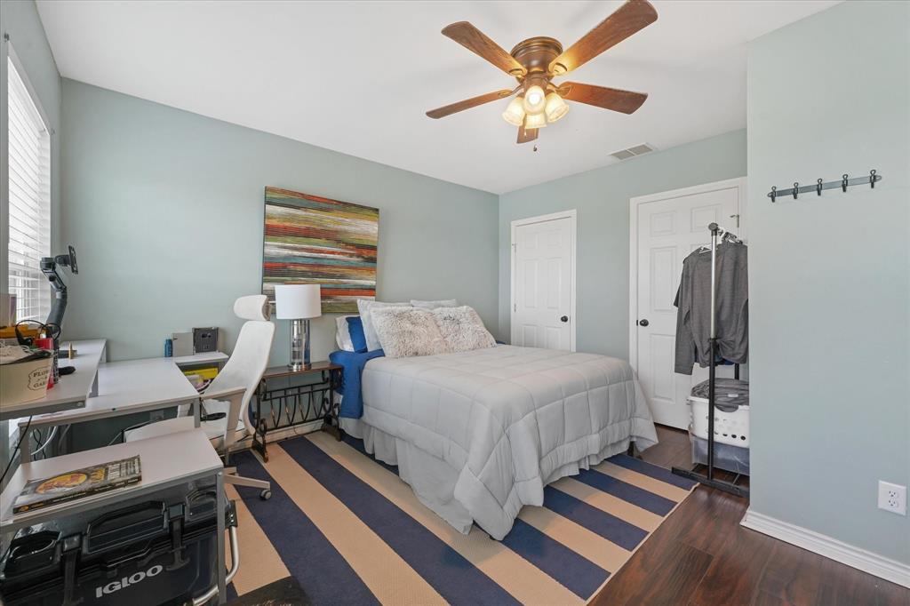 Twin Lakes - Residential