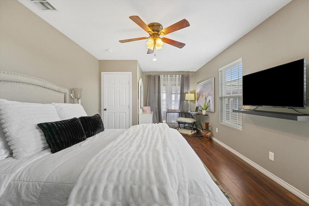 Twin Lakes - Residential