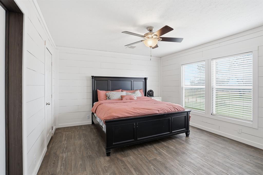 squires acres - Residential