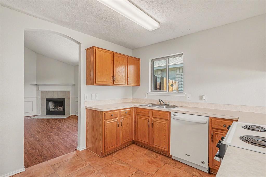 Lakes Of River Trails South - Residential