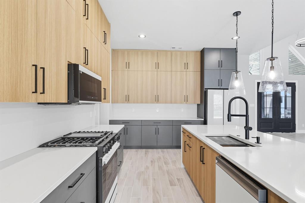 GLENHOLLOW RANCH PH 1, F-102 - Residential