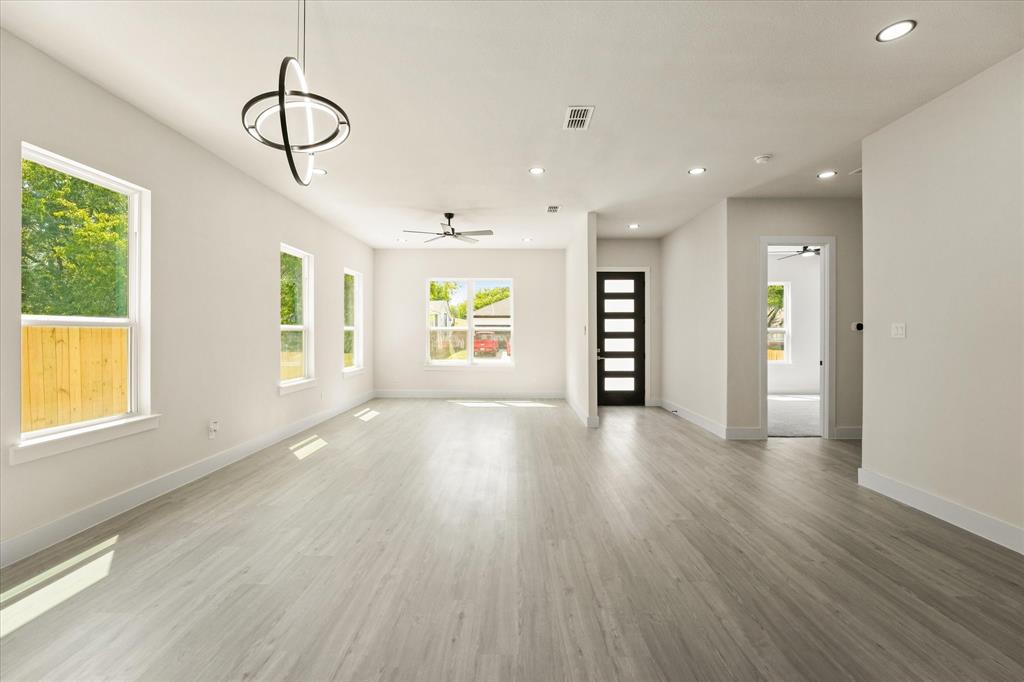Joe A 02 Irvin - Residential