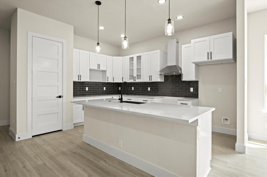 Joe A 02 Irvin - Residential