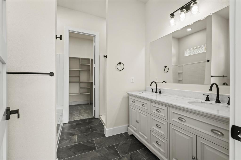 Joe A 02 Irvin - Residential
