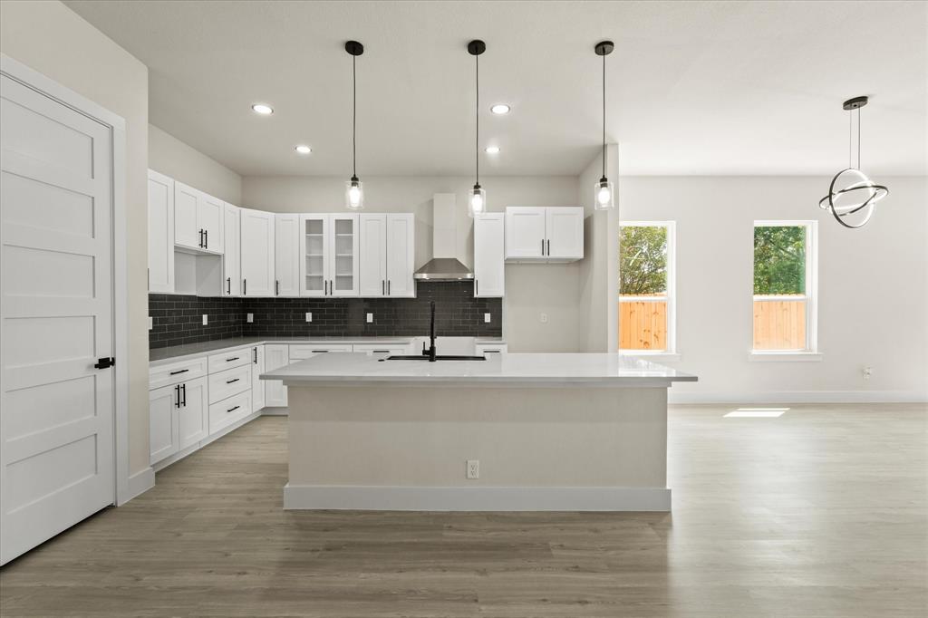 Joe A 02 Irvin - Residential