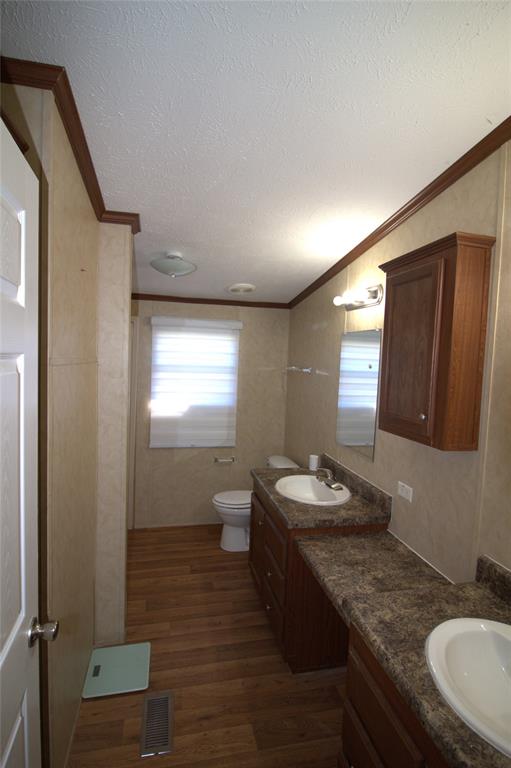 Gray Duck North 01 - Residential