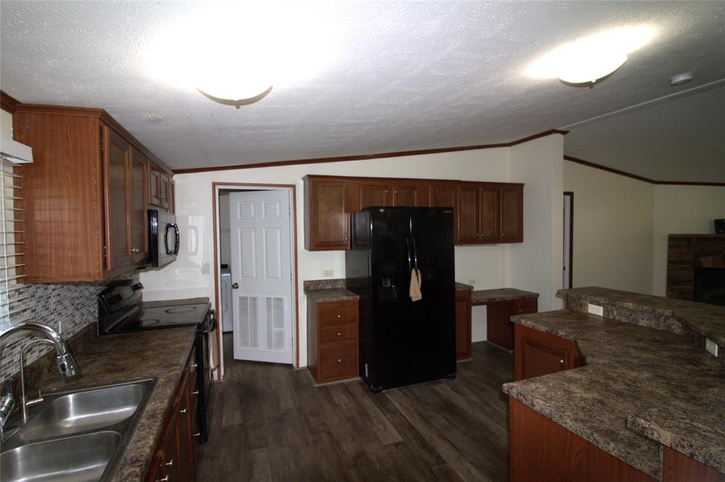 Gray Duck North 01 - Residential