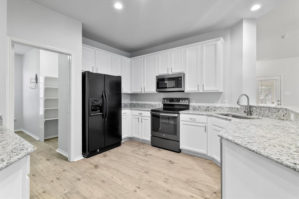 Creek Village At Providence - Residential