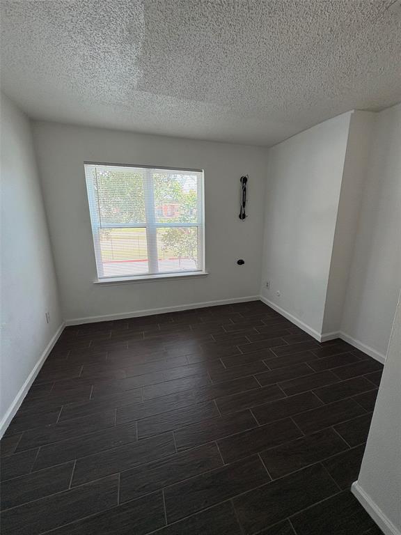 Oakhollow Condo - Residential
