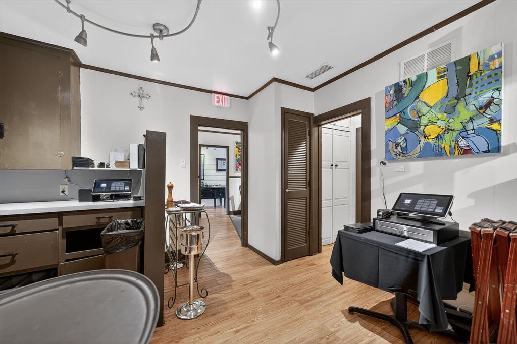 Brand & Bowens - Commercial Sale