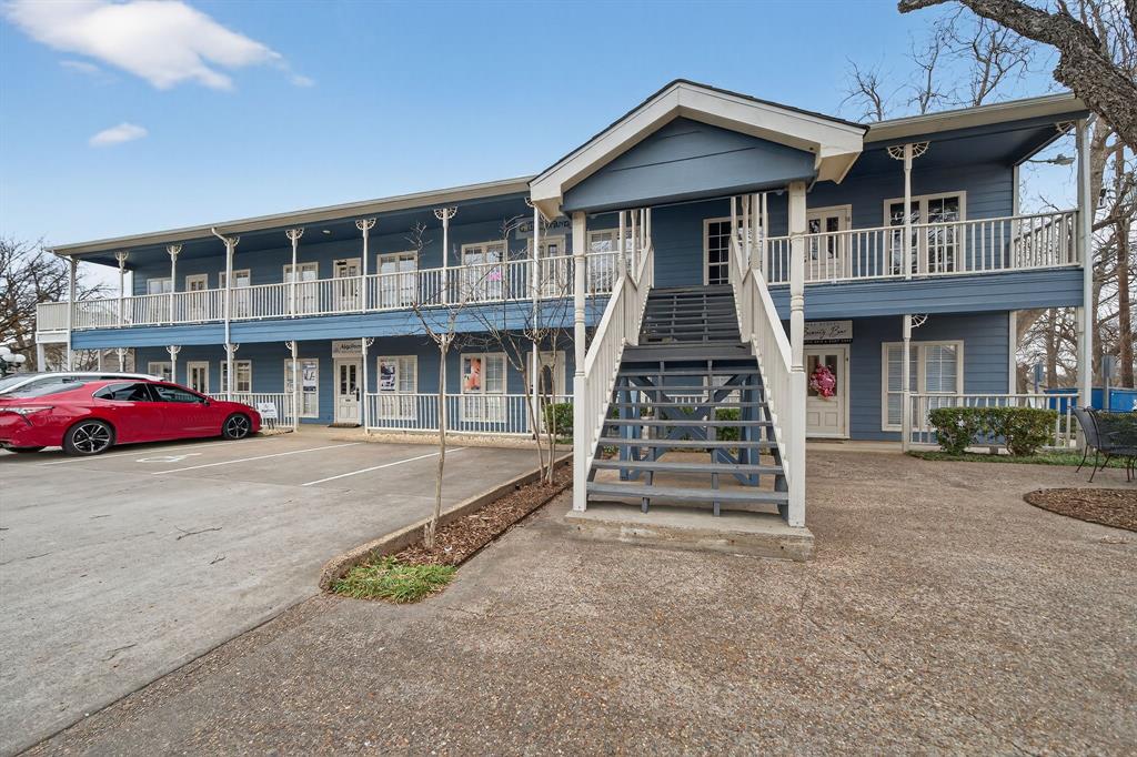 Brand & Bowens - Commercial Sale