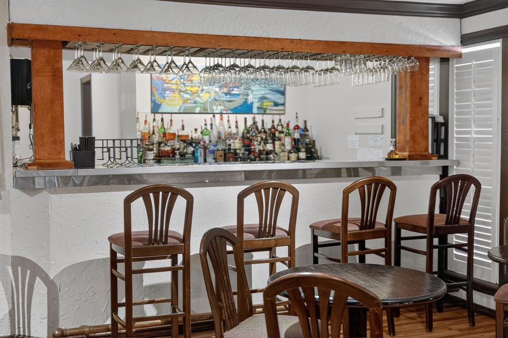 Brand & Bowens - Commercial Sale