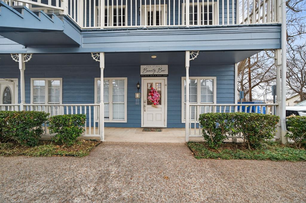 Brand & Bowens - Commercial Sale