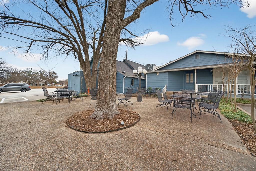Brand & Bowens - Commercial Sale
