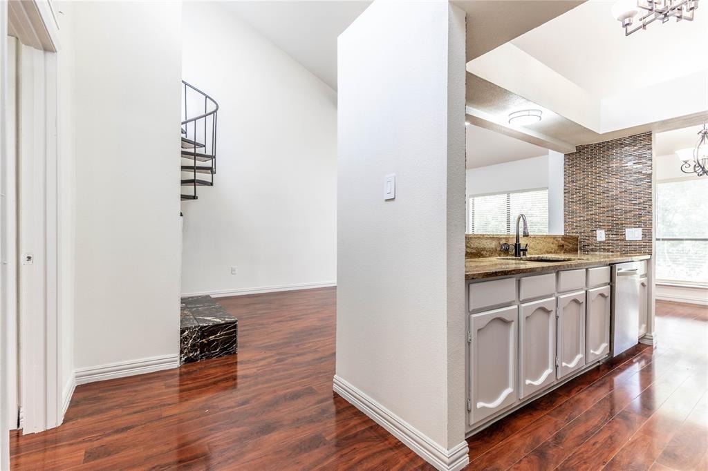 Holly Hill Twnhms Add #2 Bldg - Residential