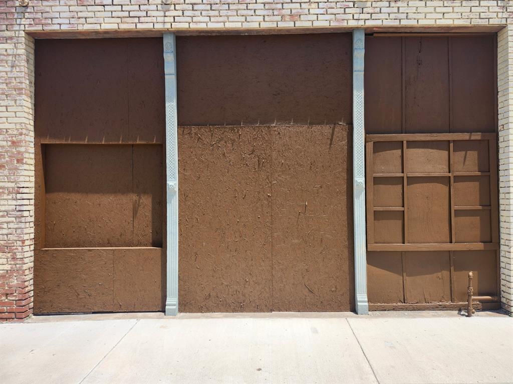 Old Town - Commercial Sale