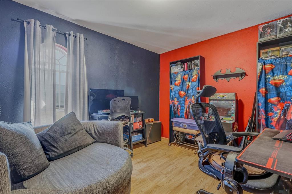 Kenwood Heights 01 - Residential