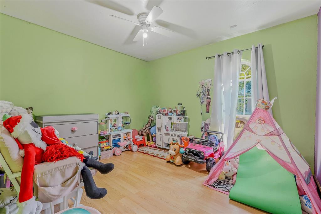 Kenwood Heights 01 - Residential