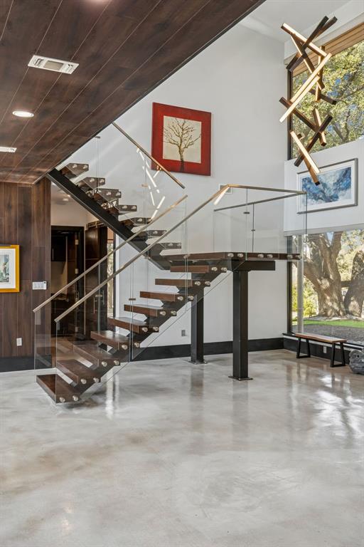 Strong & Crossen - Residential