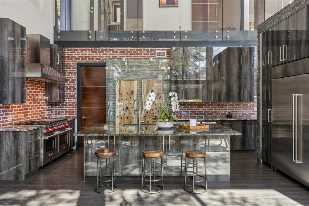 Strong & Crossen - Residential