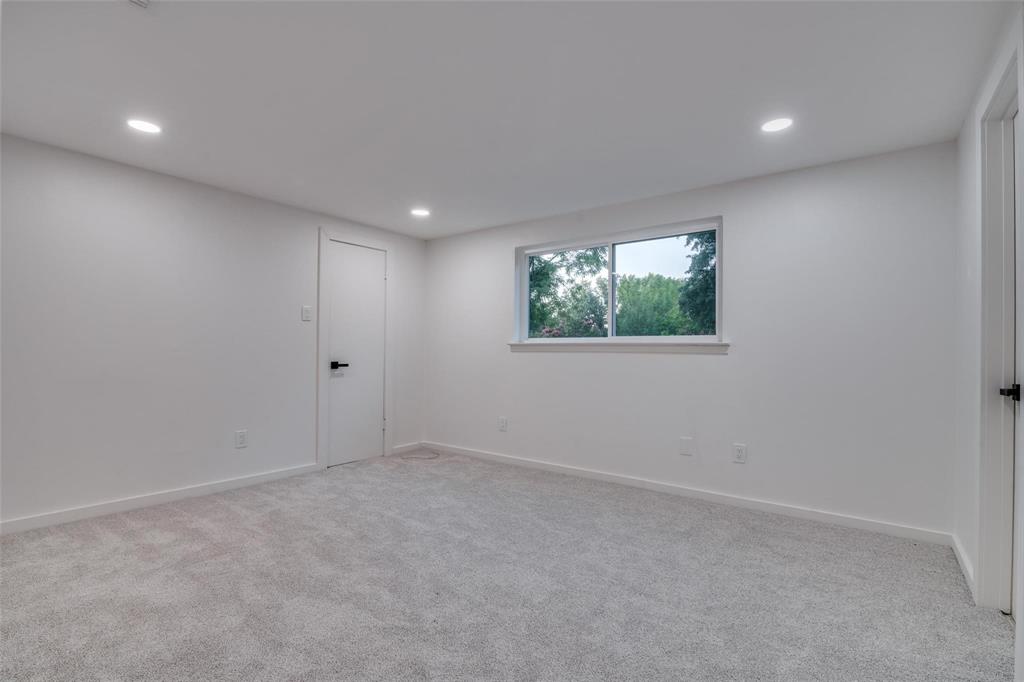 Dallas North Estates Eighth Instl - Residential