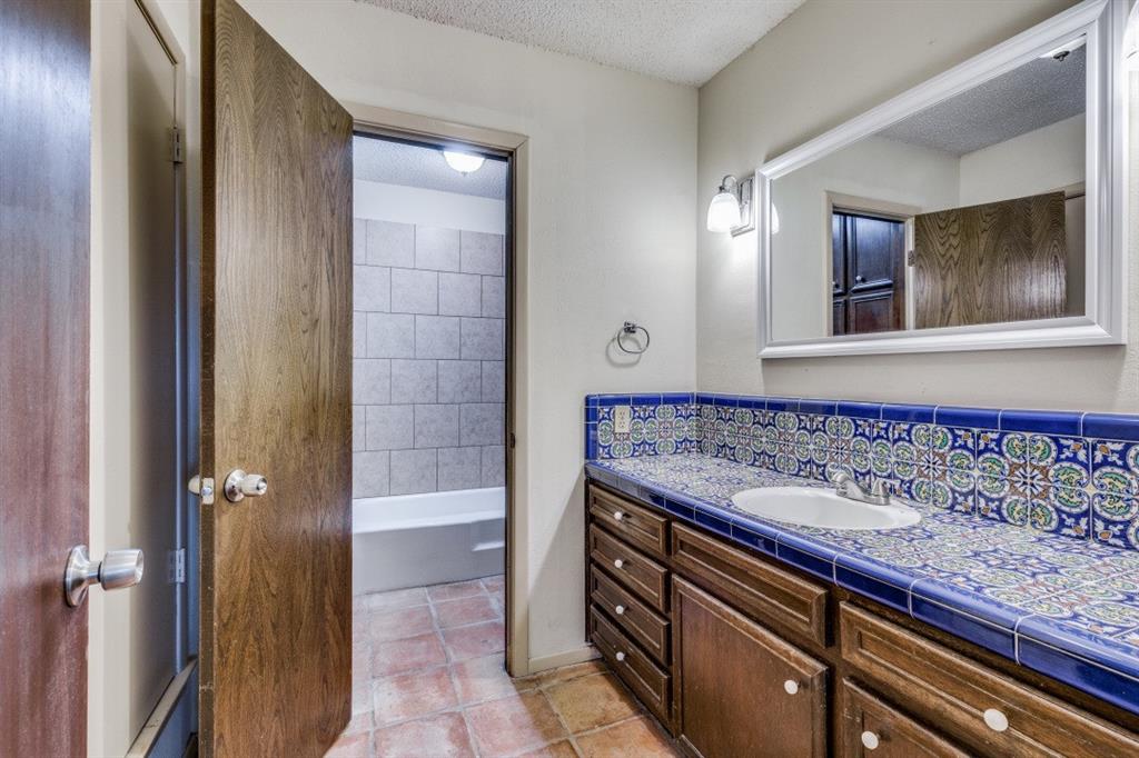 B B B & C R R - Residential Lease