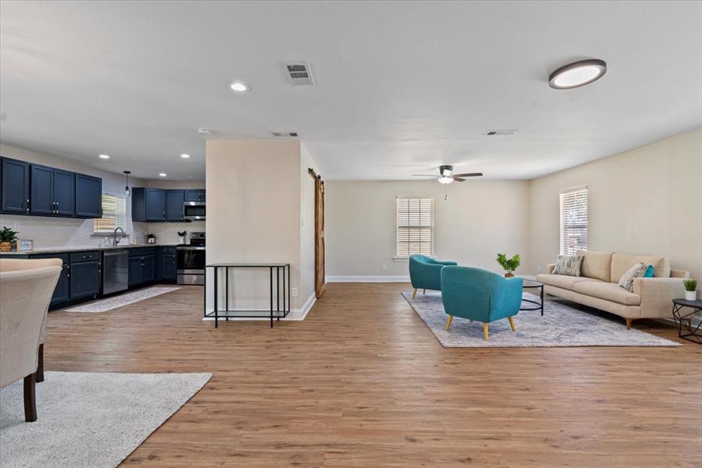 New West 03 - Residential