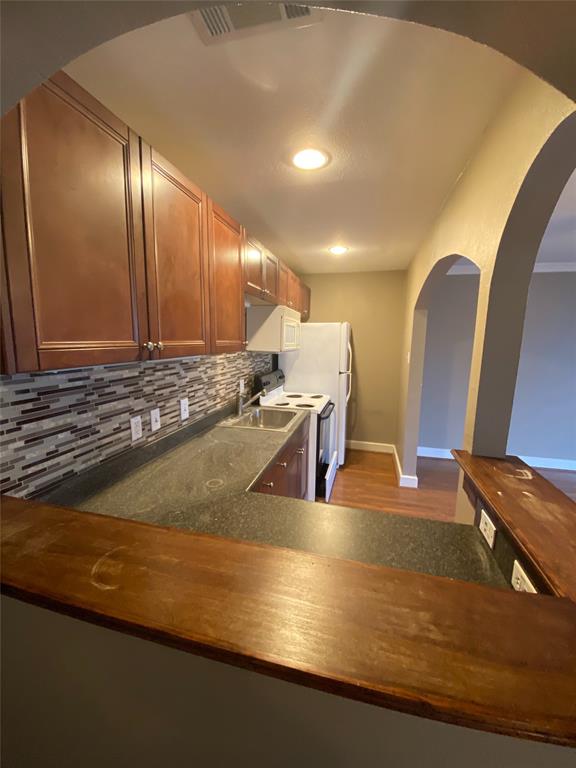 Bon View Place - Residential Lease
