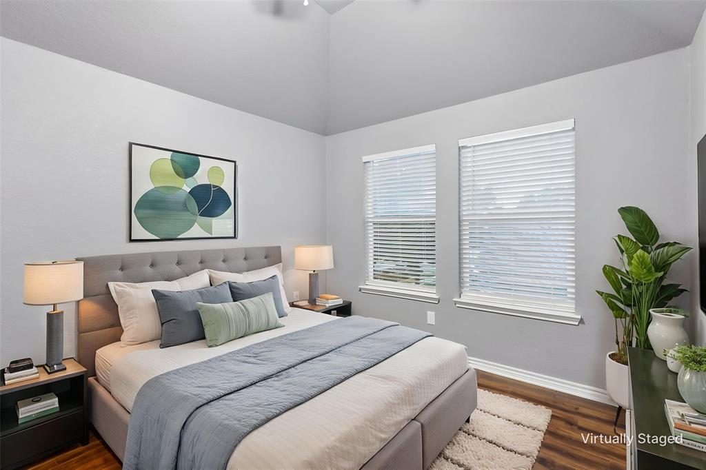 Mistletoe Hill - Residential