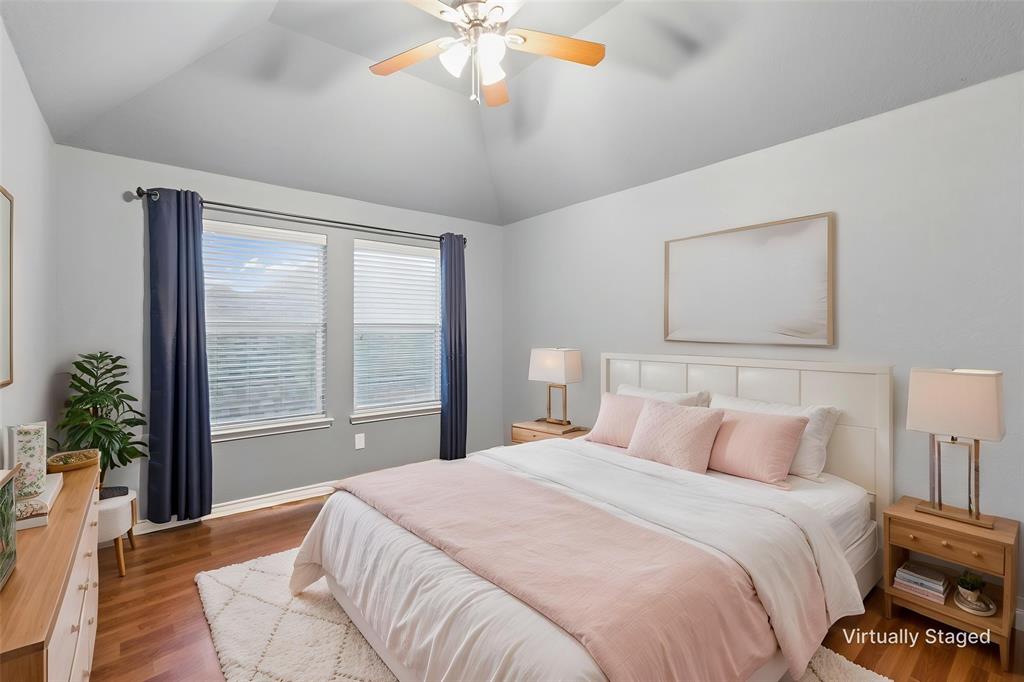 Mistletoe Hill - Residential