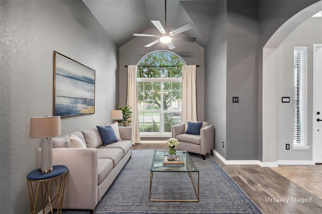 Mistletoe Hill - Residential