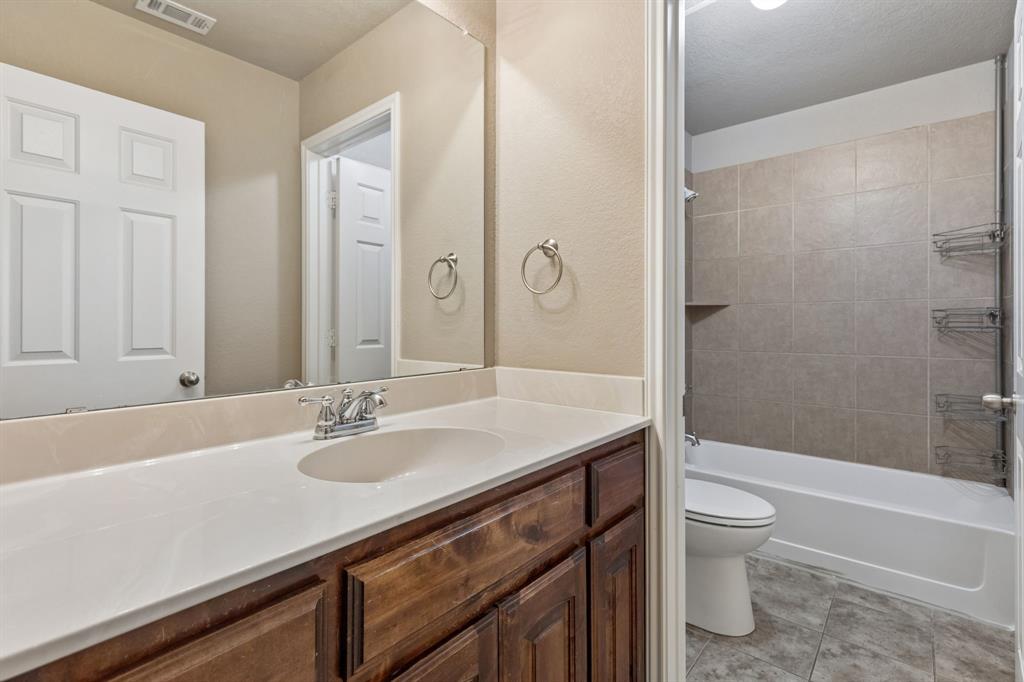 Mistletoe Hill - Residential