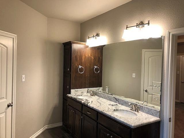 Main Place - Residential