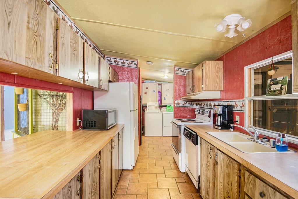Paradise Estate - Residential
